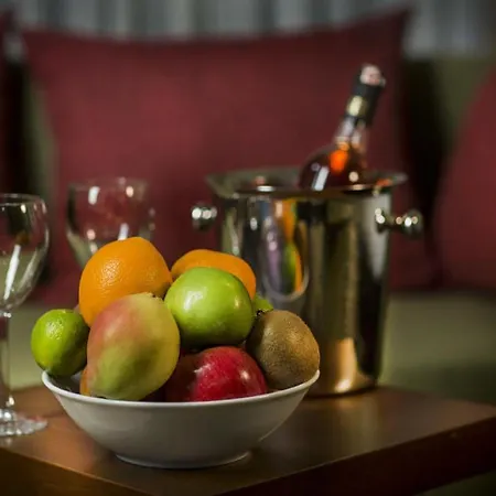 Ramada By Wyndham Florya فندق 4*
