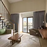 Ramada By Wyndham Florya 호텔 4*