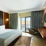 Hotel Ramada By Wyndham Florya