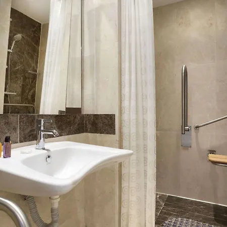 Hotel Ramada By Wyndham Florya