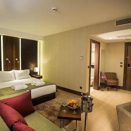 Ramada By Wyndham Florya 4* İstanbul